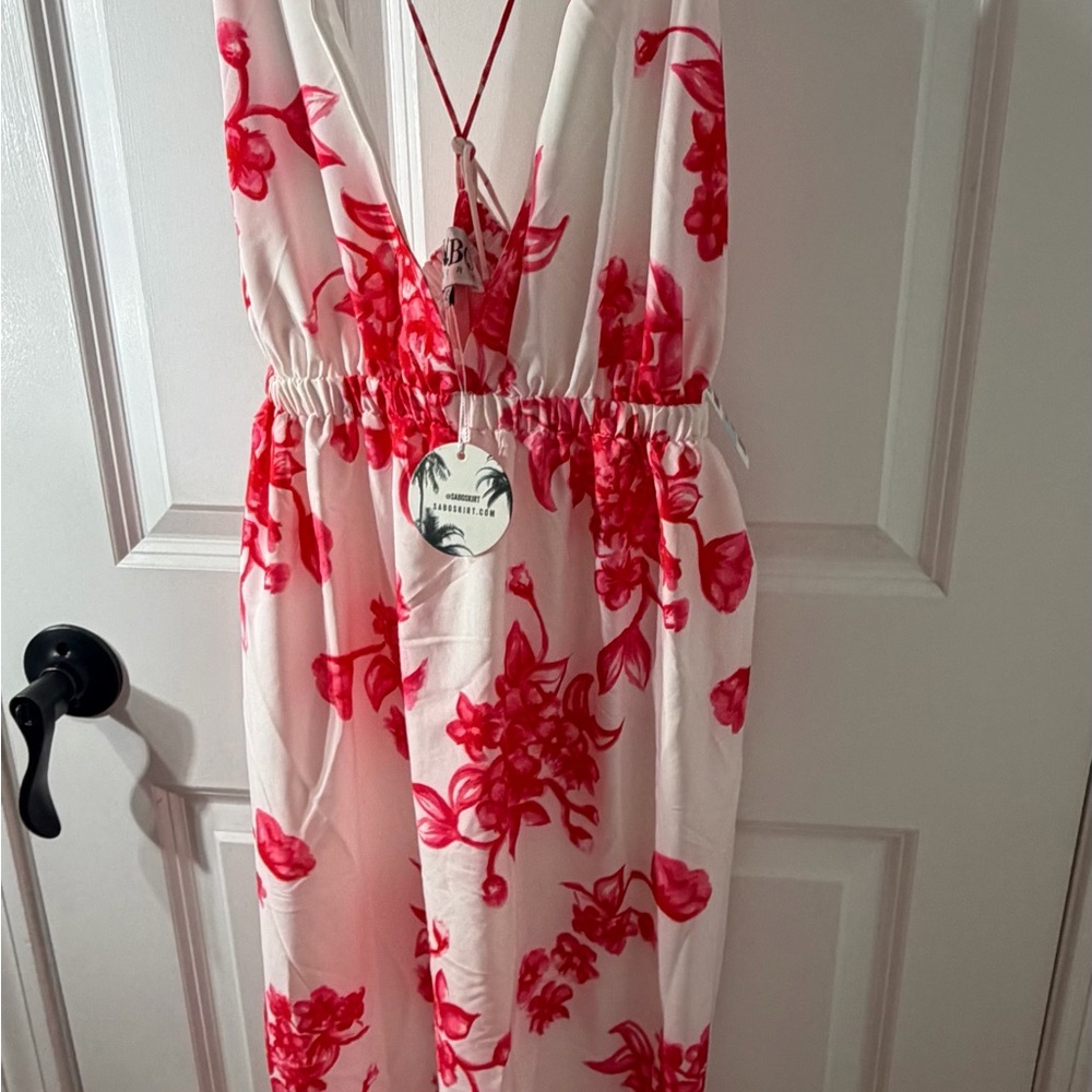 Sabo  Red Floral backless Maxi dress Deep V beach Vacation NWT - Picture 5 of 13